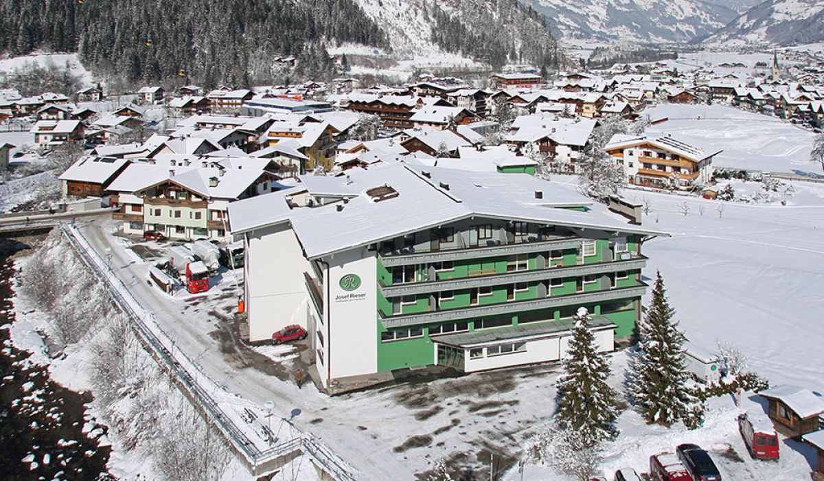 Josef-Rieser-Winterluftbild3x.jpg